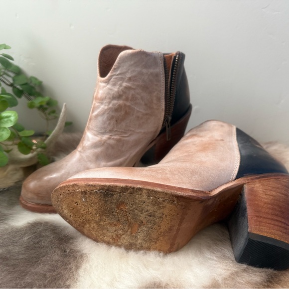 Freebird Detroit Two-Tone Leather Ankle Booties - Picture 3 of 4